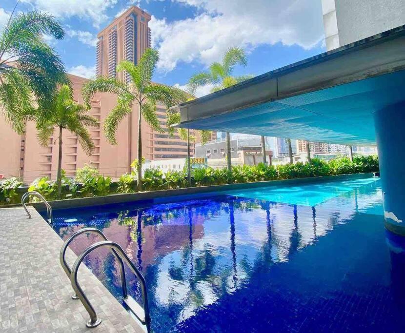 Taragon Service Apartment Kuala Lumpur Esterno foto