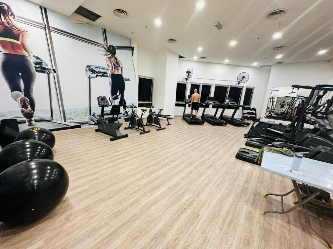Taragon Service Apartment Kuala Lumpur Esterno foto