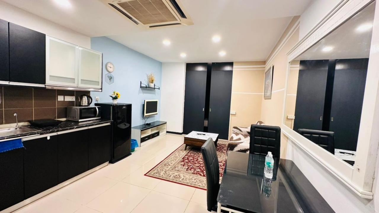 Taragon Service Apartment Kuala Lumpur Esterno foto