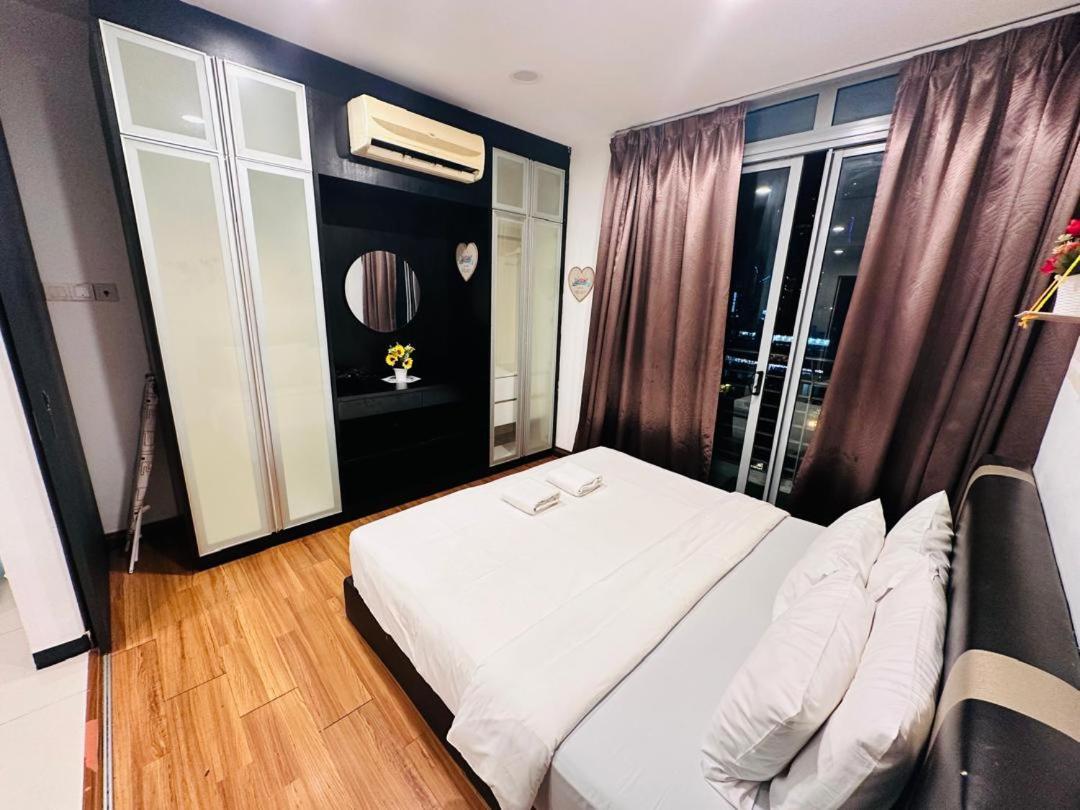 Taragon Service Apartment Kuala Lumpur Esterno foto