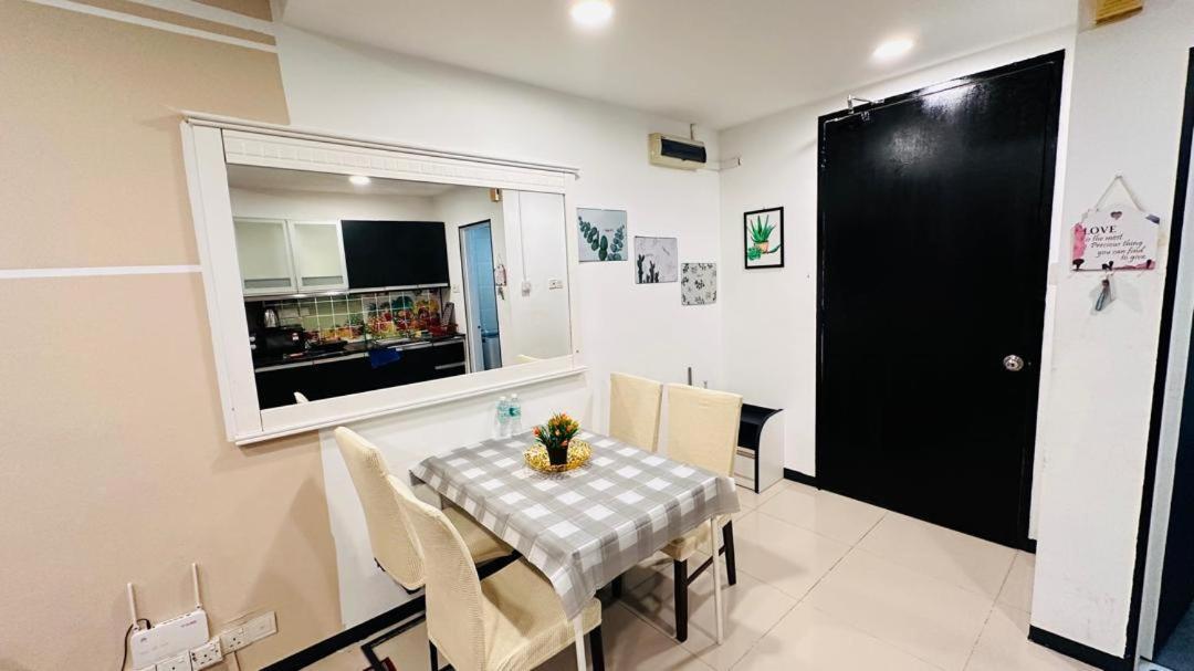 Taragon Service Apartment Kuala Lumpur Esterno foto
