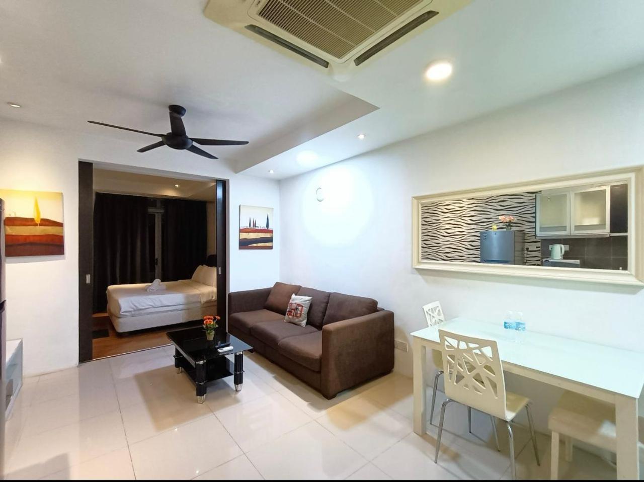 Taragon Service Apartment Kuala Lumpur Esterno foto